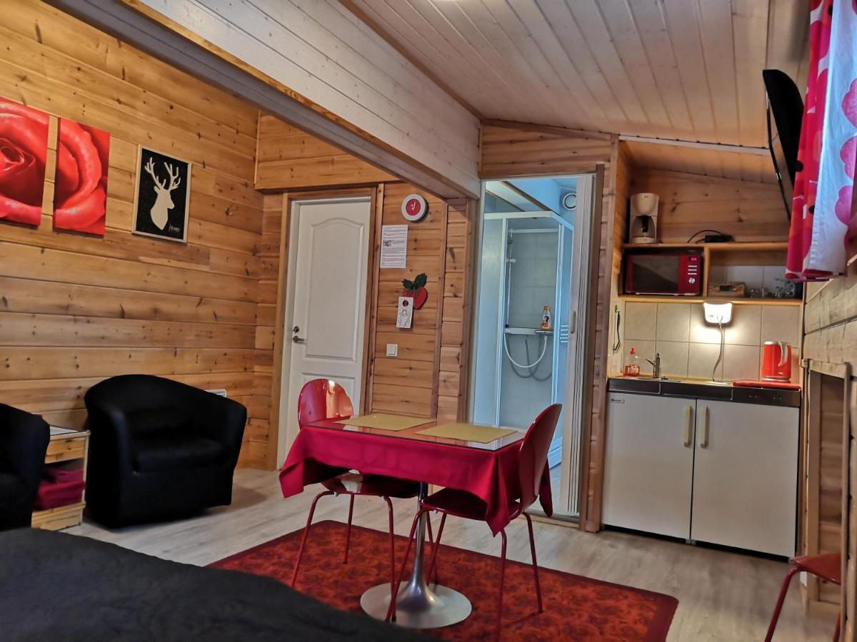 Hostel Mansikka Taipalsaari Kültér fotó