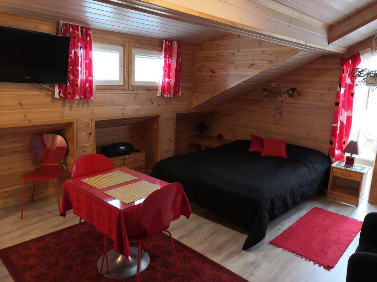 Hostel Mansikka Taipalsaari Kültér fotó